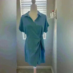NWOT, Kohl’s Wrap Dress, Size Medium